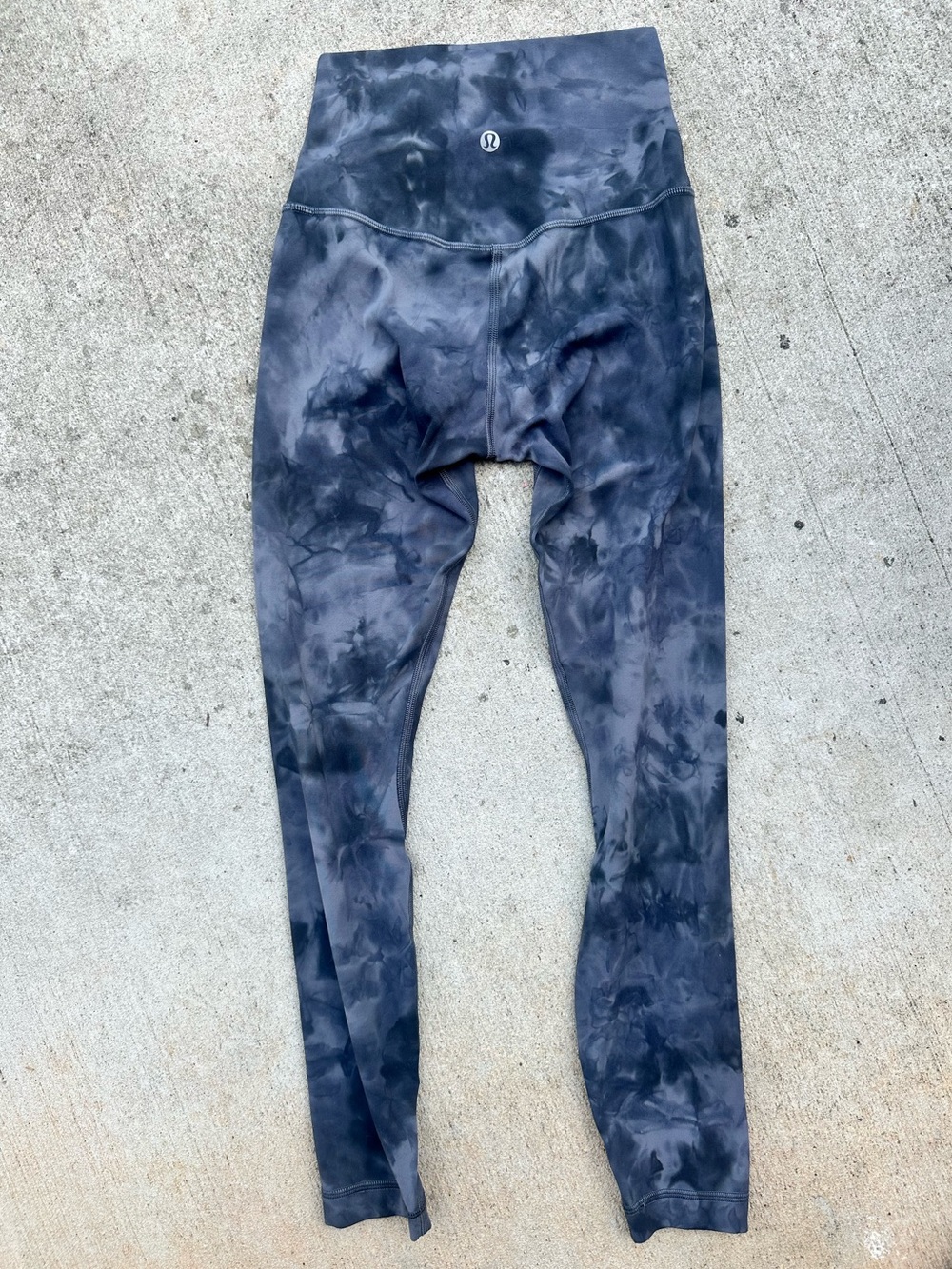 lululemon athletica Tie-Dye High-Rise Align Leggings in Dark Gray/Black
